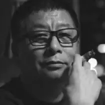 艺术家头像